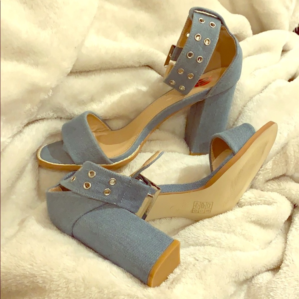 Brand new Guess sandals in denim material.